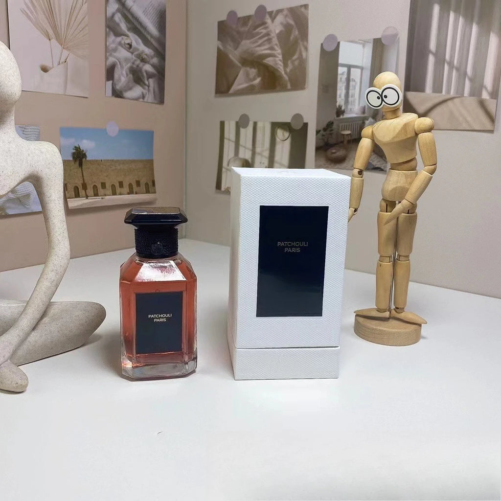 Yara Moi by Lattafa – Luxury That Leaves your Mark